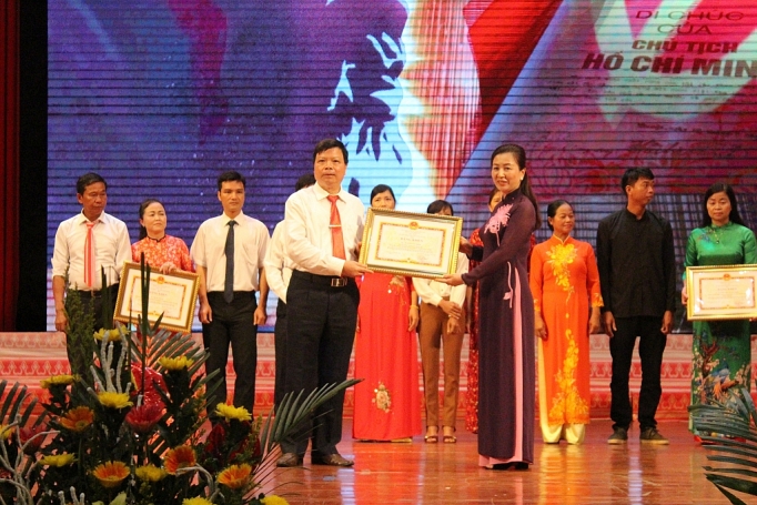 bac giang tiep tuc thuc hien chi thi 05 cttw cua bo chinh tri