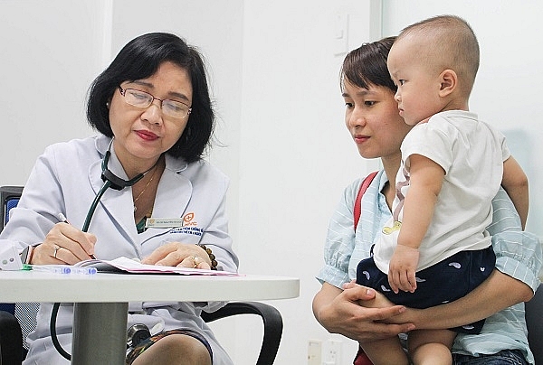 Đề phòng viêm phổi, viêm màng não, viêm tai giữa vào mùa lạnh de phong viem phoi viem mang nao viem tai giua vao mua lanh