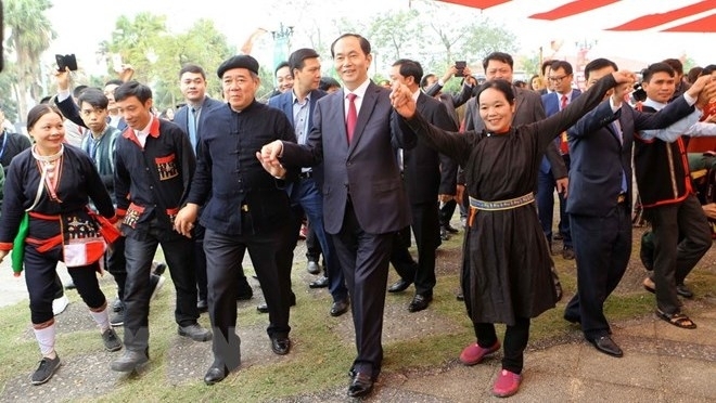 President joins ethnic groups at Hanoi spring festival