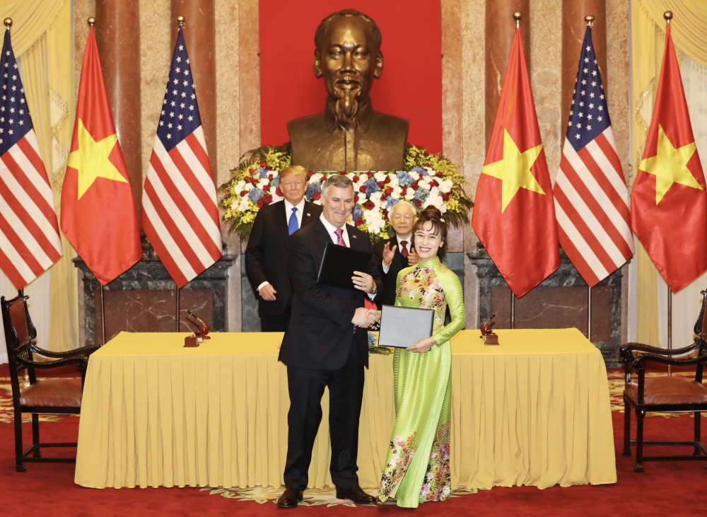 Boeing, Vietjet announce order for 100 737 MAX Airplanes boeing vietjet announce order for 100 737 max airplanes