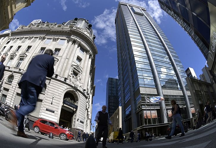 OECD calls on Argentina to deepen 'ambitious economic reforms'