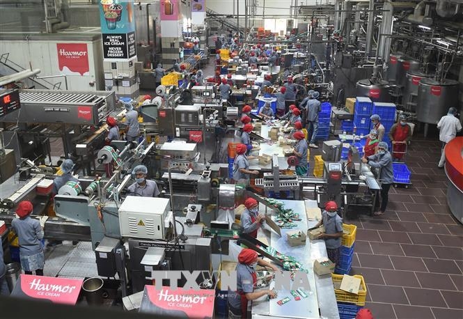 Trade war, Brexit could slow developing Asia's 2019, 2020 growth: ADB trade war brexit could slow developing asias 2019 2020 growth adb