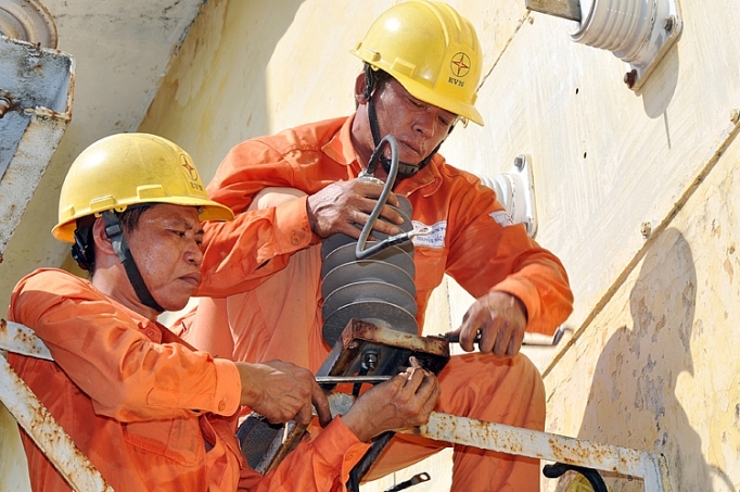 EVNNPC: Sẵn sàng cấp điện mùa nắng nóng evnnpc san sang cap dien mua nang nong