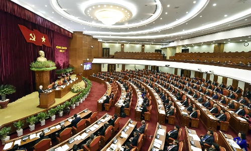 CPVCC reviews personnel scheme, salary policy, social insurance