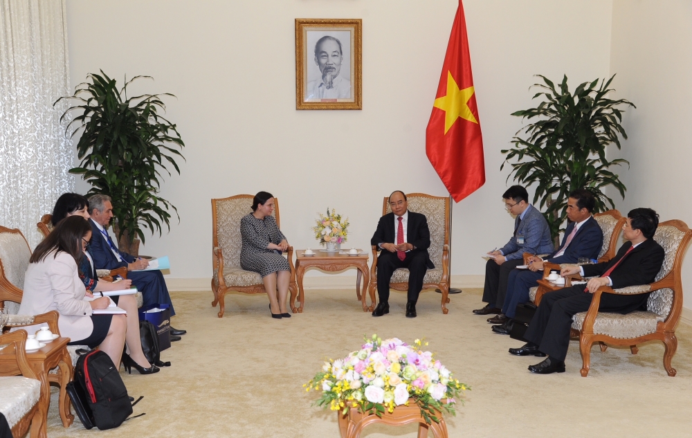 PM hopes to lift Vietnam-Romania trade on par with potential