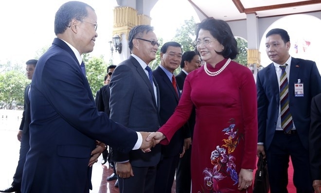 Vietnamese Vice President pays official visit to Laos