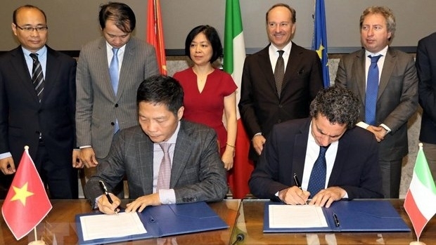 Vietnam, Italy sign MoU on energy cooperation vietnam italy sign mou on energy cooperation