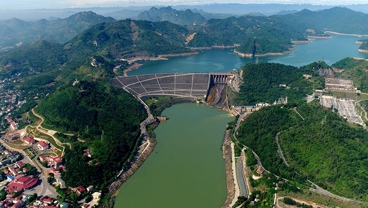 Expansion of Hoa Binh Hydropower plant to commence in October