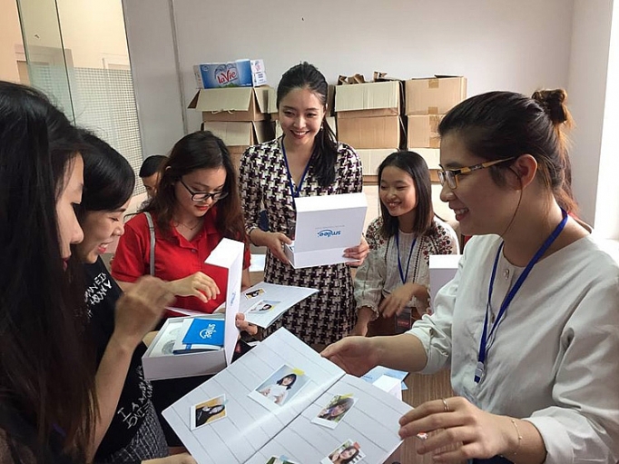 Smilee Việt khởi nghiệp với bộ kit trắng răng thân thiện smilee viet khoi nghiep voi bo kit trang rang than thien