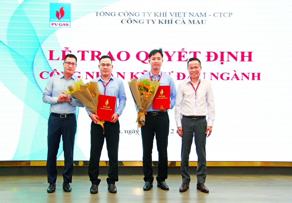 pv gas honors two leading engineers