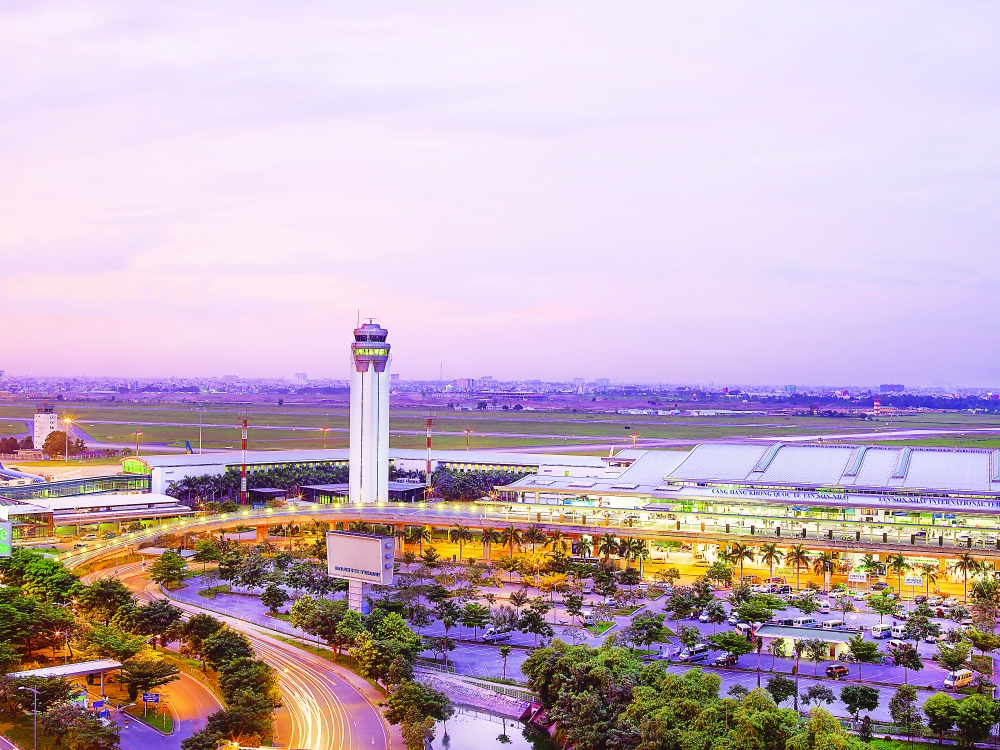 ho chi minh fir a milestone in history of aviation sector