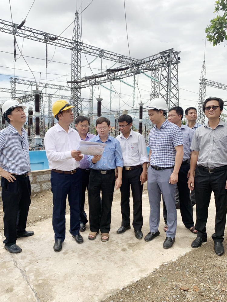 Công trình đường dây 220kV Nha Trang - Tháp Chàm: Chậm bàn giao mặt bằng cong trinh duong day 220kv nha trang thap cham cham ban giao mat bang