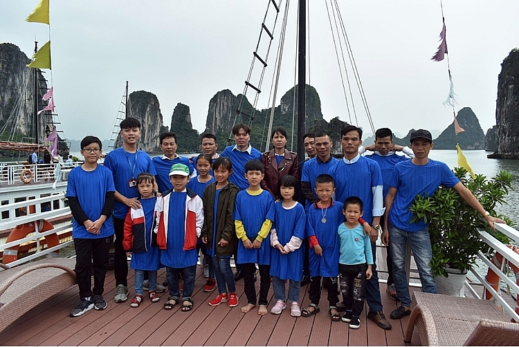 3759-duoi-than-mong-duong