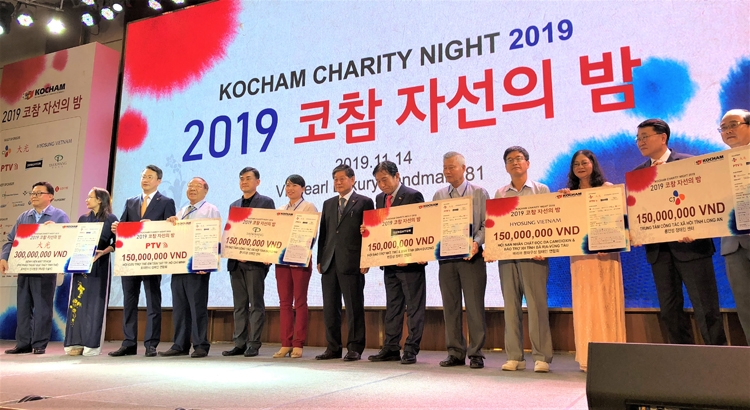 KOCHAM Charity Night raises VND4 billion plus for charity
