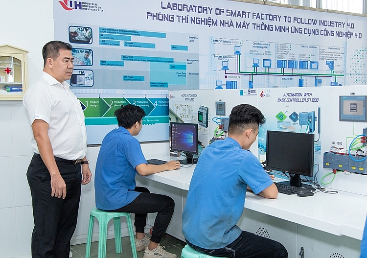 1407-anh-1-ts-phan-hong-hai