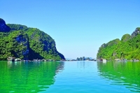 Bồng bềnh Cửa Vạn