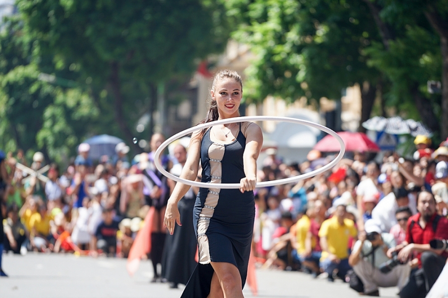 Phát triển công nghiệp văn hóa Hà Nội: Đảm bảo hài hòa nhiều yếu tố
