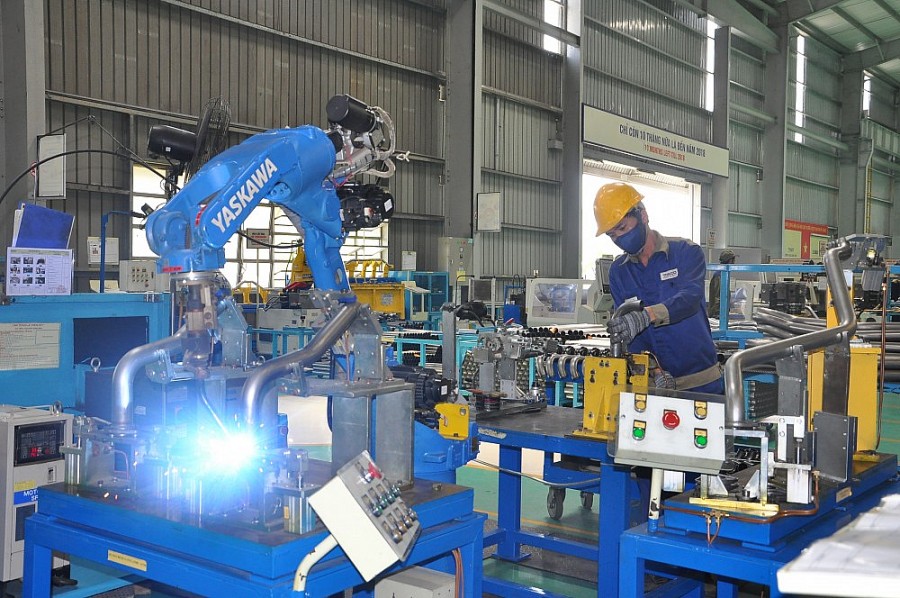 Lấy công nghệ làm nền tảng