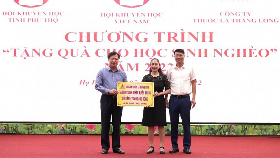 Công ty thuốc lá Thăng Long: Mang yêu thương đến với học sinh nghèo hiếu học tại Phú Thọ