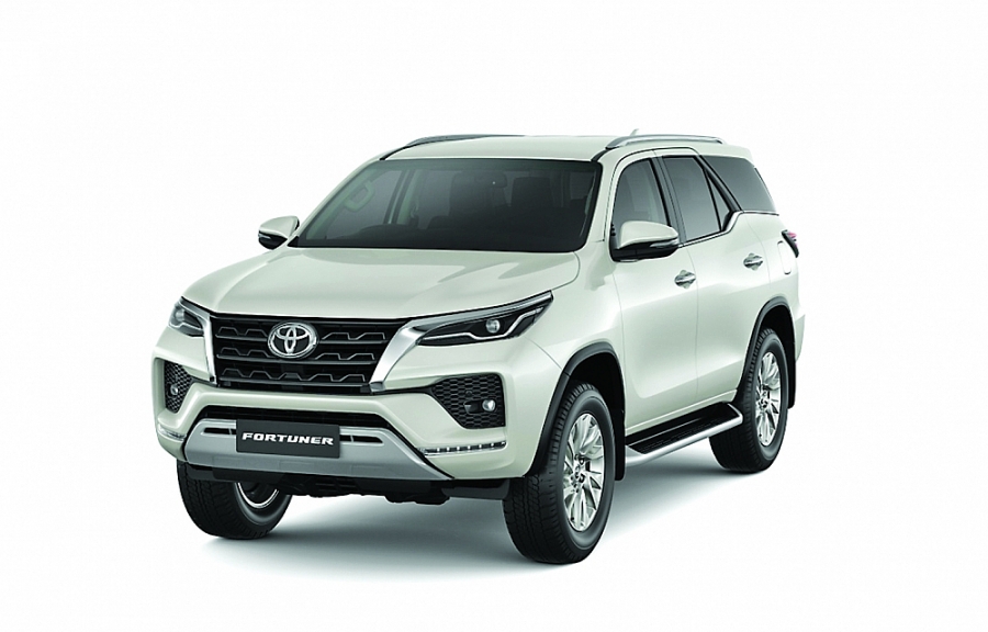 LAND CRUISER PRADO: Phiên bản mới trang bị thêm nhiều công nghệ