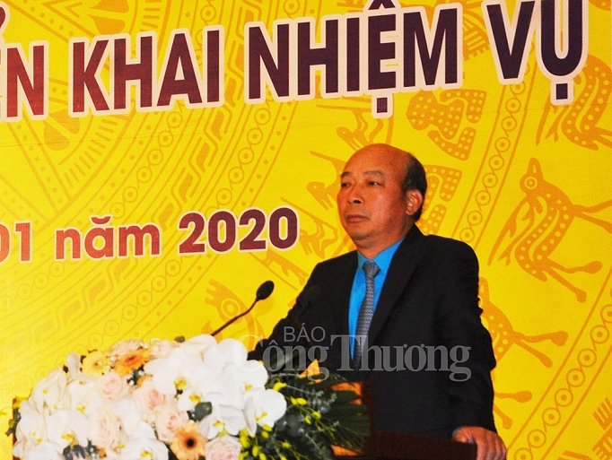 Lao động ngành Than – Khoáng sản: Đồng lòng vì sự phát triển chung moi lao dong nganh than khoang san can phat huy tinh than trach nhiem vi su phat trien chung