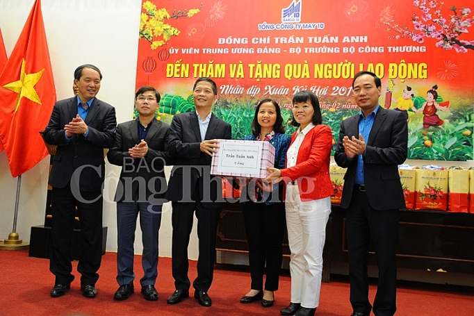 quan ly thi truong ha noi can quyet liet hieu qua de nhan dan vui xuan don tet an toan