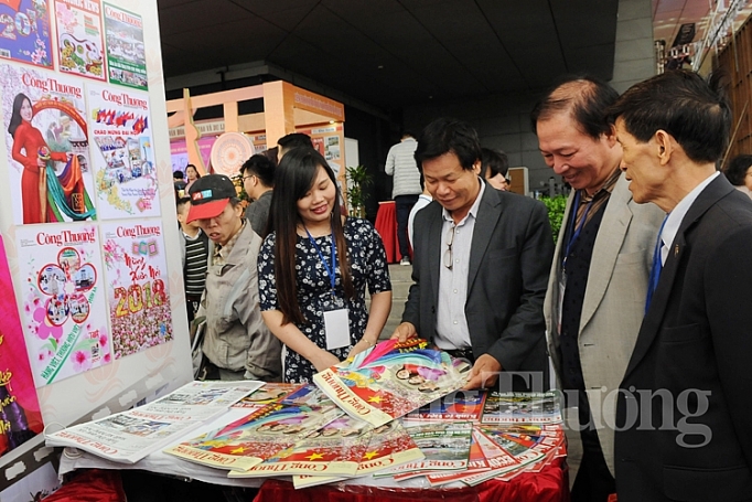 Khai mạc Hội Báo toàn quốc 2019: Báo chí Việt Nam đổi mới, sáng tạo, trách nhiệm, vì lợi ích của đất nước và nhân dân khai mac hoi bao toan quoc 2019 bao chi viet nam doi moi sang tao trach nhiem vi loi ich cua dat nuoc va nhan dan