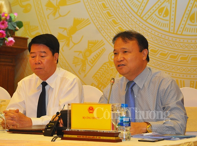 Tiếp tục thực hiện nghiêm, có hiệu quả các Nghị quyết của Chính phủ tiep uc thuc hien nghiem co hieu qua cac nghi quyet cua chinh phu