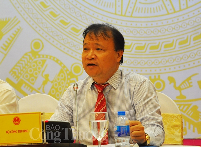 kinh te vi mo tang truong theo dung kich ban