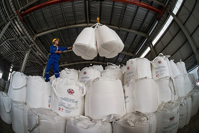 Những bứt phá ấn tượng về sản xuất và tiêu thụ Alumin nhung but pha an tuong ve san xuat va tieu thu alumin