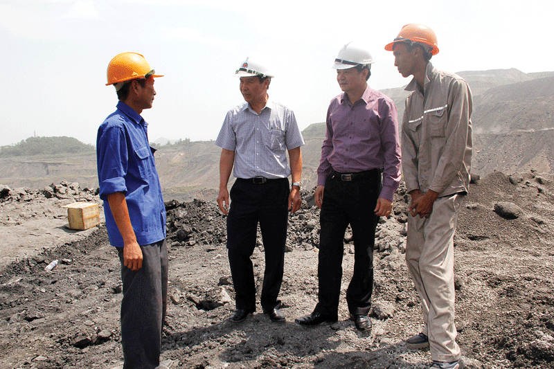 Ngành Than đẩy mạnh công tác đảm bảo an toàn vệ sinh lao động nganh than day manh cong tac dam bao an toan ve sinh lao dong