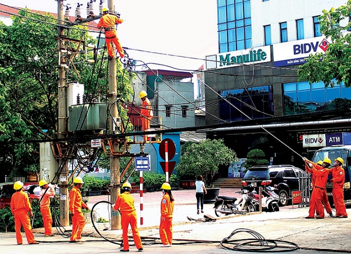 EVN Hà Nội chú trọng công tác kiểm tra, tập huấn an toàn vệ sinh lao động evn ha noi chu trong cong tac kiem tra tap huan an toan ve sinh lao dong