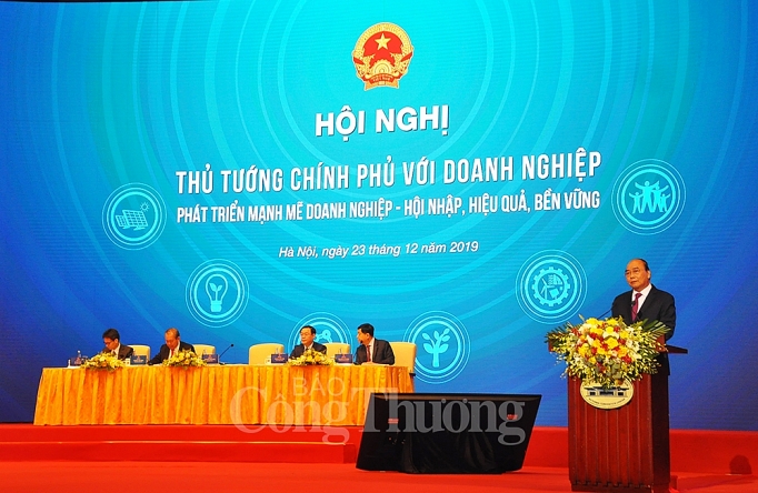 Chính phủ đồng hành cùng doanh nghiệp vì một Việt Nam hùng cường chinh phu dong hanh cung doanh nghiep vi mot viet nam hung cuong