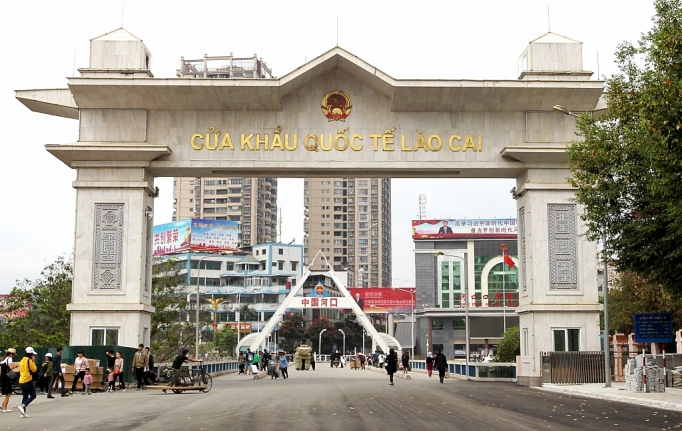 Virus Corona: Biên phòng Lào Cai tạm dừng hoạt động xuất nhập cảnh ở các cửa khẩu phụ, lối mở virus corona bien phong lao cai tam dung hoat dong xuat nhap canh o cac cua khau phu loi mo