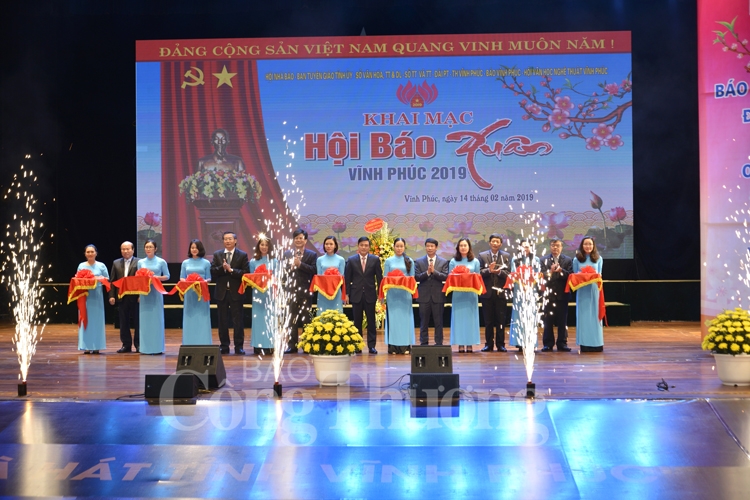Khai mạc Hội Báo xuân Vĩnh Phúc 2019 khai mac hoi bao xuan vinh phuc 2019