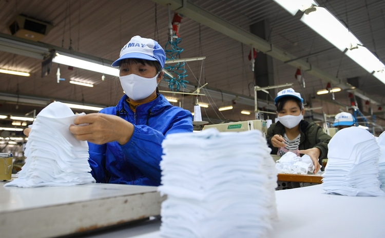 Vinatex cung ứng khoảng 6 triệu khẩu trang kháng khuẩn trong tháng 2 vinatex hoan thanh cung ung khoang 6 trieu khau trang khang khuan trong thang 2