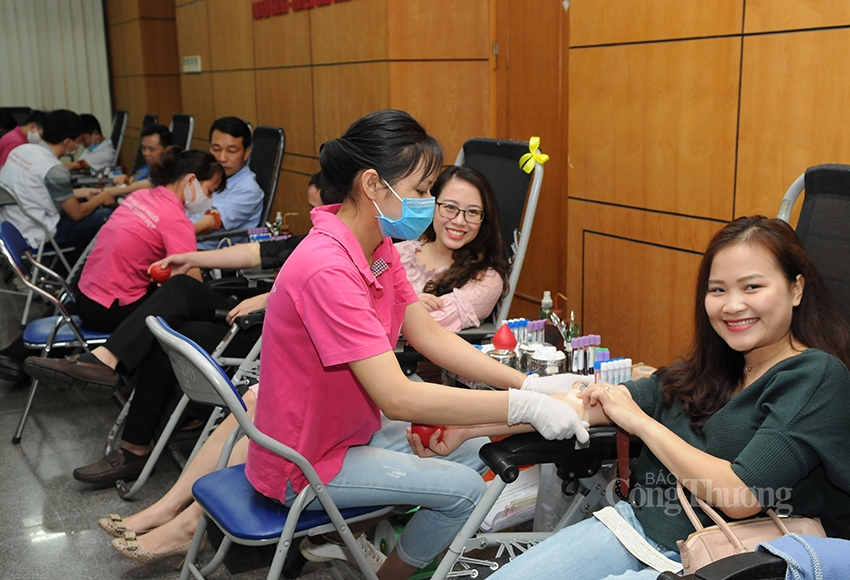 trai tim va tinh nguoi cong thuong