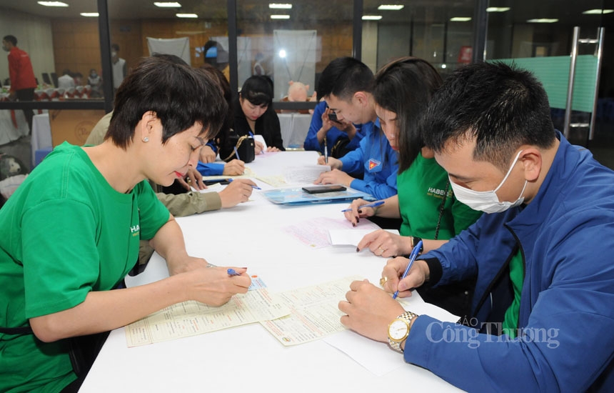 trai tim va tinh nguoi cong thuong