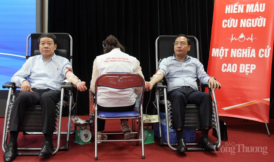 Người Công Thương gửi nghĩa tình trong từng giọt máu hồng