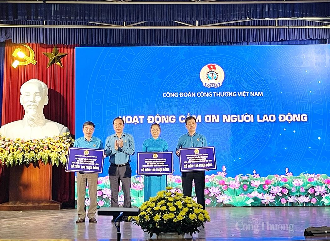 Công nhân Việt Nam: Tiên phong, sáng tạo, trách nhiệm, an toàn, thích ứng Công nhân Việt Nam: Tiên phong, sáng tạo, trách nhiệm, an toàn, thích ứng