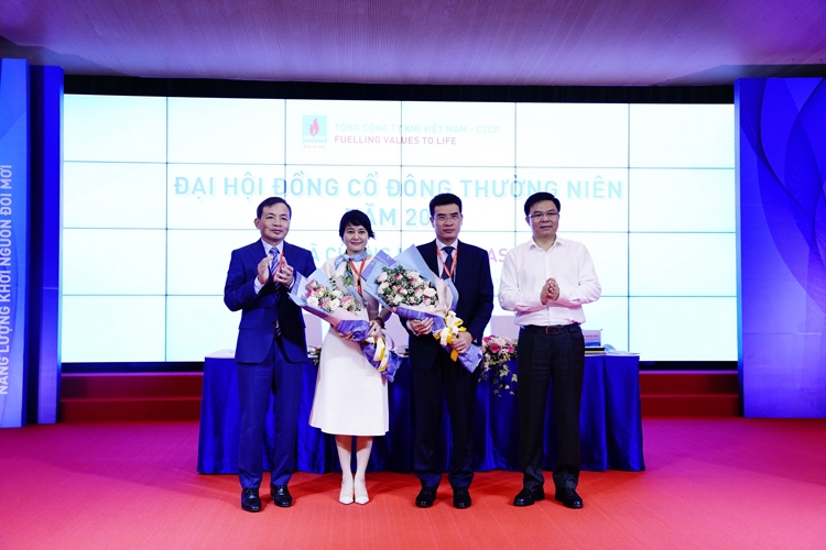 pv gas to chuc thanh cong dai hoi dong co dong thuong nien du kien chia co tuc 30