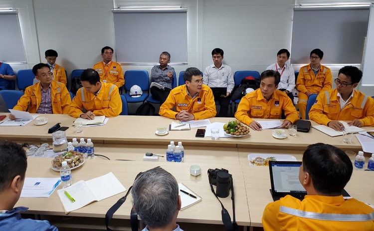 tong giam doc pv gas kiem tra va trien khai cong tac tren cong truong cac du an trong diem