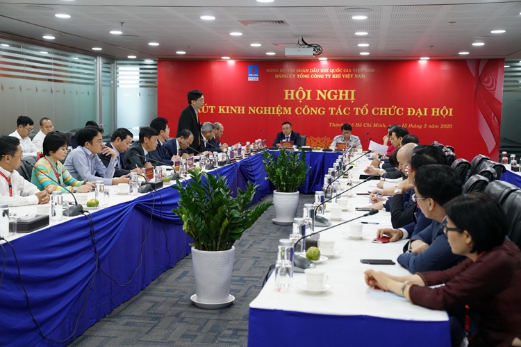 ta p doa n dau khi to chu c ho i nghi ru t kinh nghie p da i ho i da ng bo die m