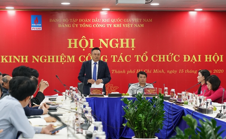 ta p doa n dau khi to chu c ho i nghi ru t kinh nghie p da i ho i da ng bo die m