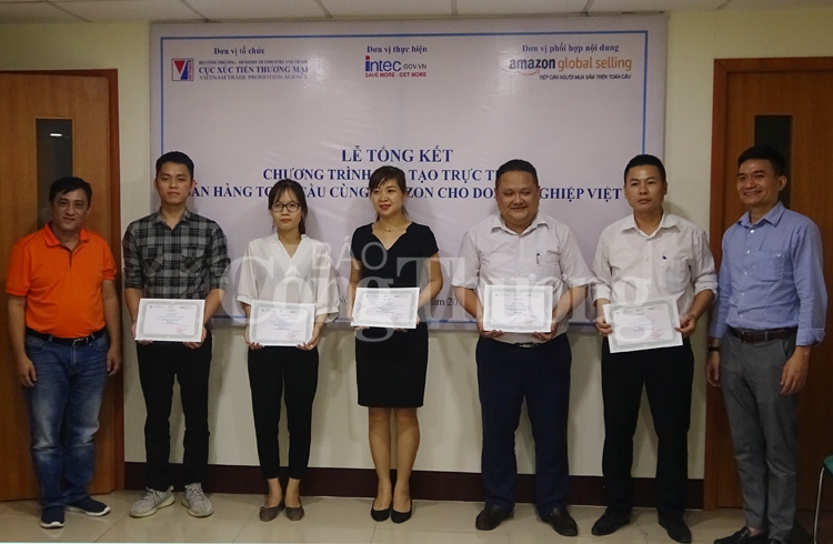 60 doanh nghiep dau tien hoan thanh khoa dao tao ban hang cung amazon