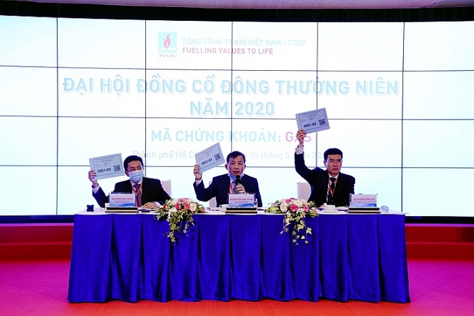 pv gas lan thu 8 lien tiep lot vao top 50 cong ty niem yet tot nhat viet nam
