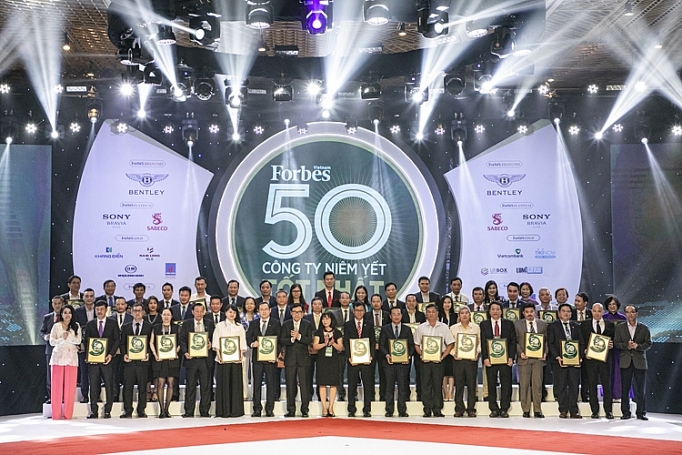 pv gas lan thu 8 lien tiep lot vao top 50 cong ty niem yet tot nhat viet nam