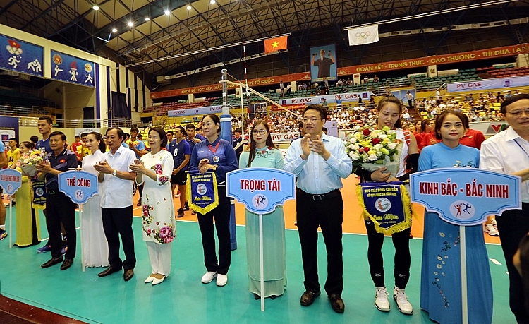 Giải bóng chuyền vô địch quốc gia PV GAS 2020 đã chính thức khởi tranh giai bong chuyen vo dich quoc gia pv gas 2020 da chinh thuc khoi tranh