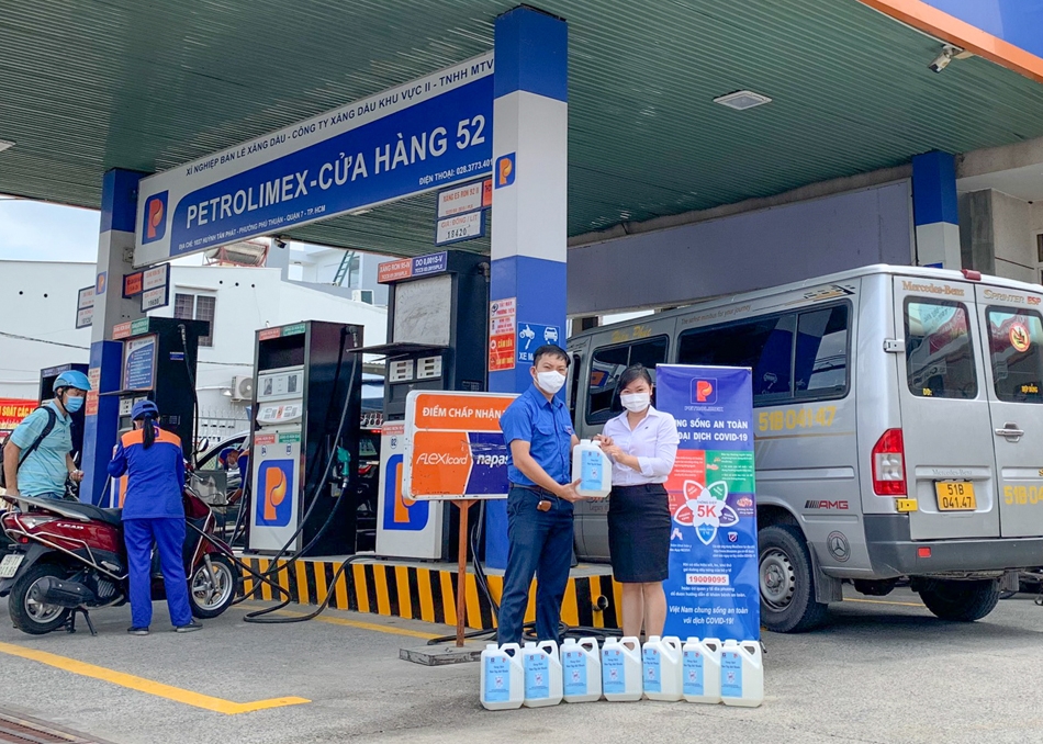 Tuổi trẻ Petrolimex Sài Gòn chung tay phòng, chống dịch bệnh Covid-19