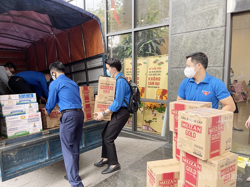 Tuổi trẻ Khối cơ quan Trung ương chung tay hỗ trợ các địa phương bị ảnh hưởng bởi dịch Covid-19